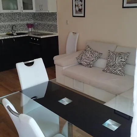 Apartment Central Carafovo