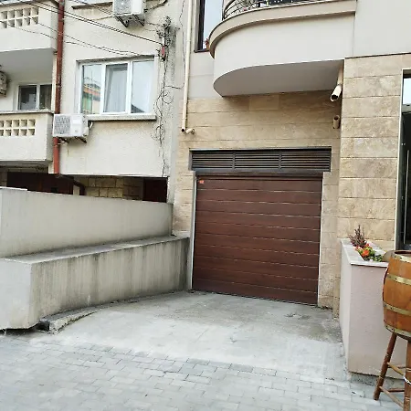 Central Carafovo Apartment